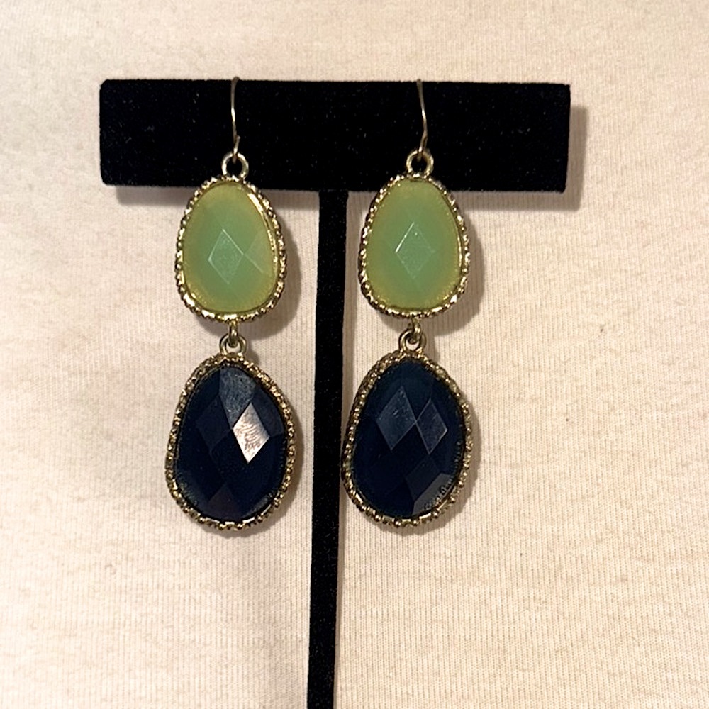 Elegant Green Chalcedony & Black Onyx Gemstone Drop Earrings